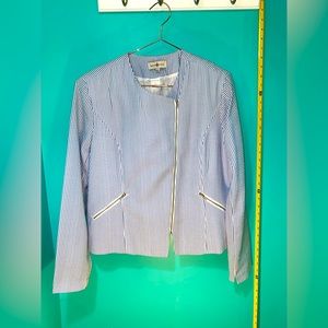 XL Blue plaid blazer